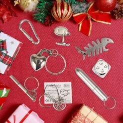 Christmas Party Table Favors (Red Green Snowflake), 8 Pack 12 Christmas Party Table Favors (Red Green Snowflake), 8 Pack -Xmas Supplies Shop 13962 6b