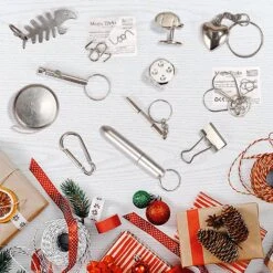 Christmas Party Table Favors (Gold Snowflake), 12 Pack 11 Christmas Party Table Favors (Gold Snowflake), 12 Pack -Xmas Supplies Shop 13986 3