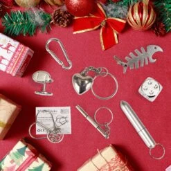 Christmas Party Table Favors (Red Gold Snowflake), 8 Pack 12 Christmas Party Table Favors (Red Gold Snowflake), 8 Pack -Xmas Supplies Shop 13987 5