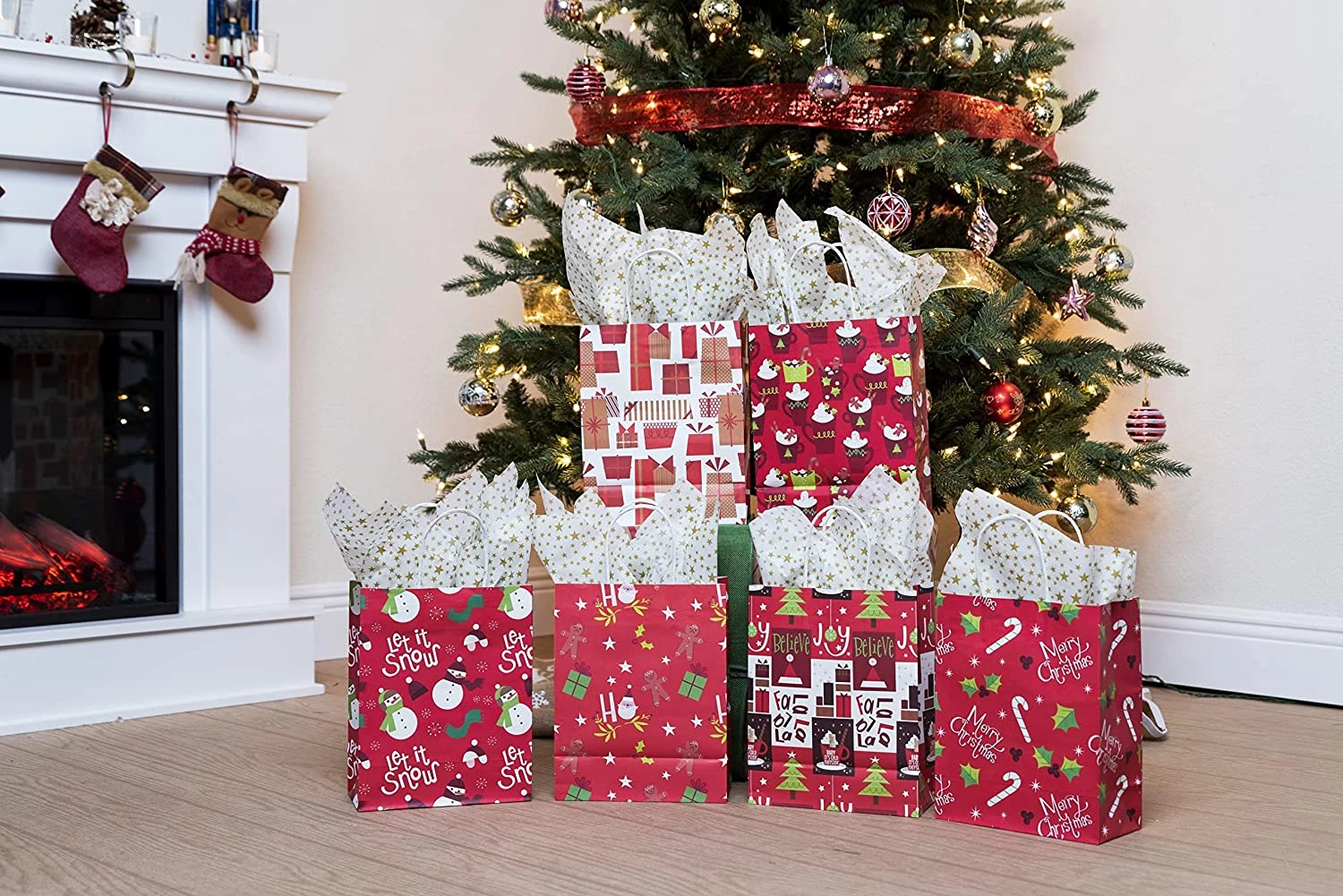 Christmas Red Themed Kraft Paper Gift Bags, 36 Pcs 10 Christmas Red Themed Kraft Paper Gift Bags, 36 Pcs - Image 8