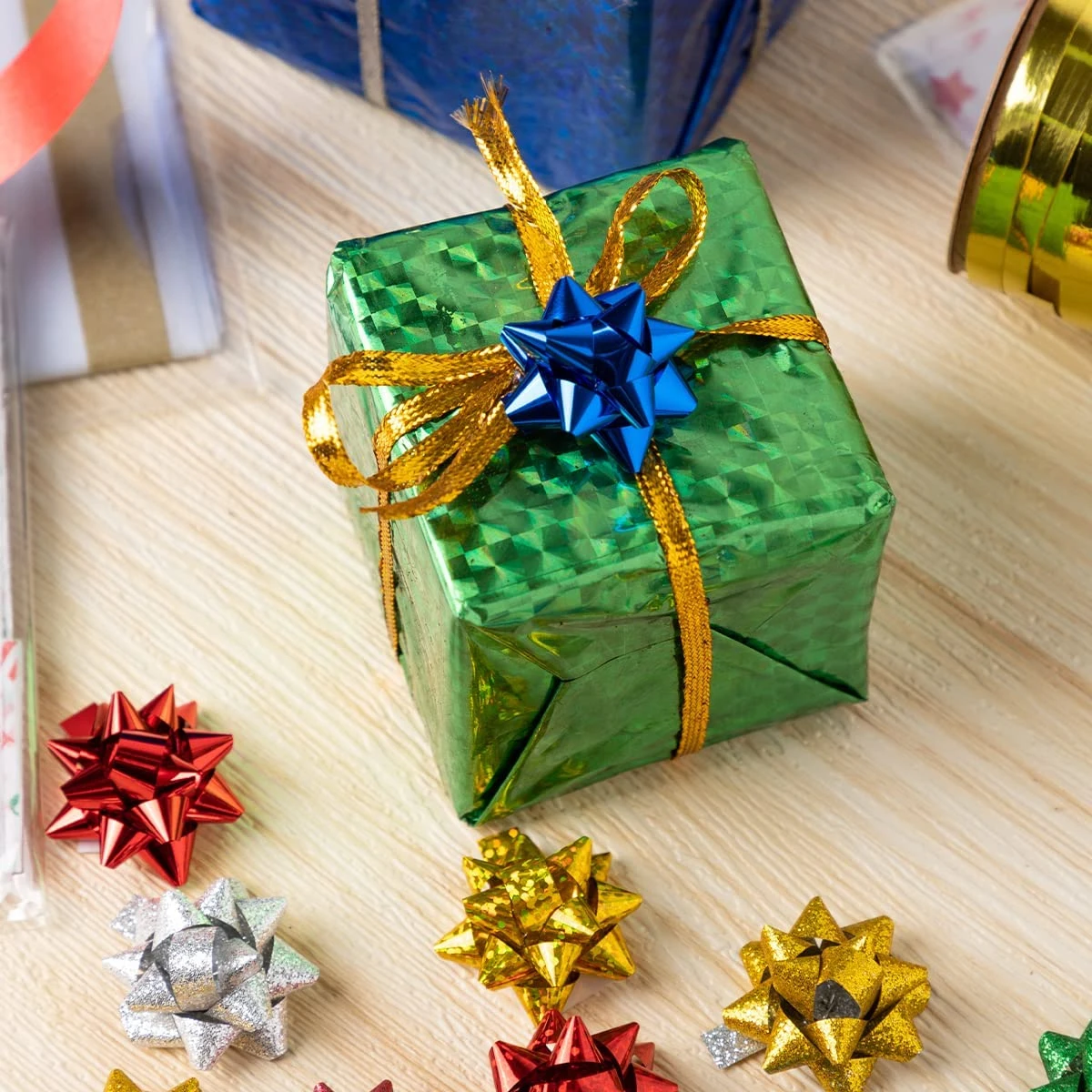 1 Inch Christmas Gift Bows, 150 Pcs 9 1 Inch Christmas Gift Bows, 150 Pcs - Image 7