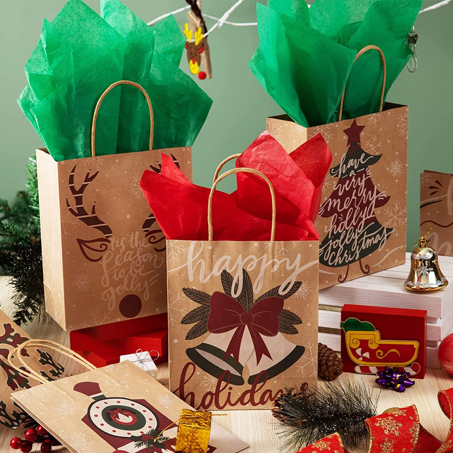 Christmas Kraft Paper Gift Bags With Large Characters 10 Christmas Kraft Paper Gift Bags With Large Characters - Image 8