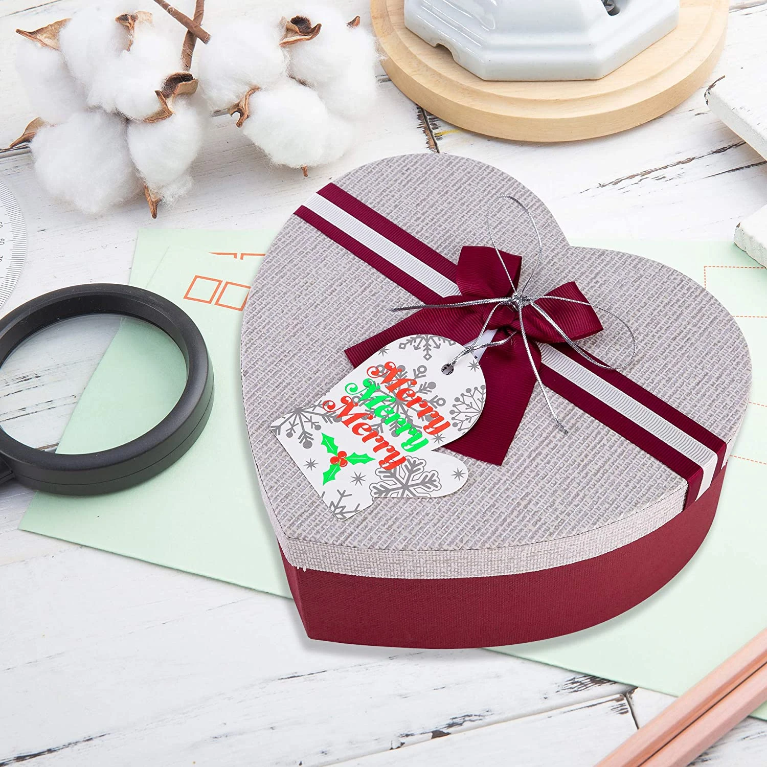 Foil Christmas Gift Tags With Strings 8 Foil Christmas Gift Tags With Strings - Image 6