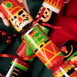 8Pcs Nutcracker Style Christmas Cracker Set 19 8Pcs Nutcracker Style Christmas Cracker Set -Xmas Supplies Shop 8PcsNutcrackerStyleChristmasCrackerSet 9
