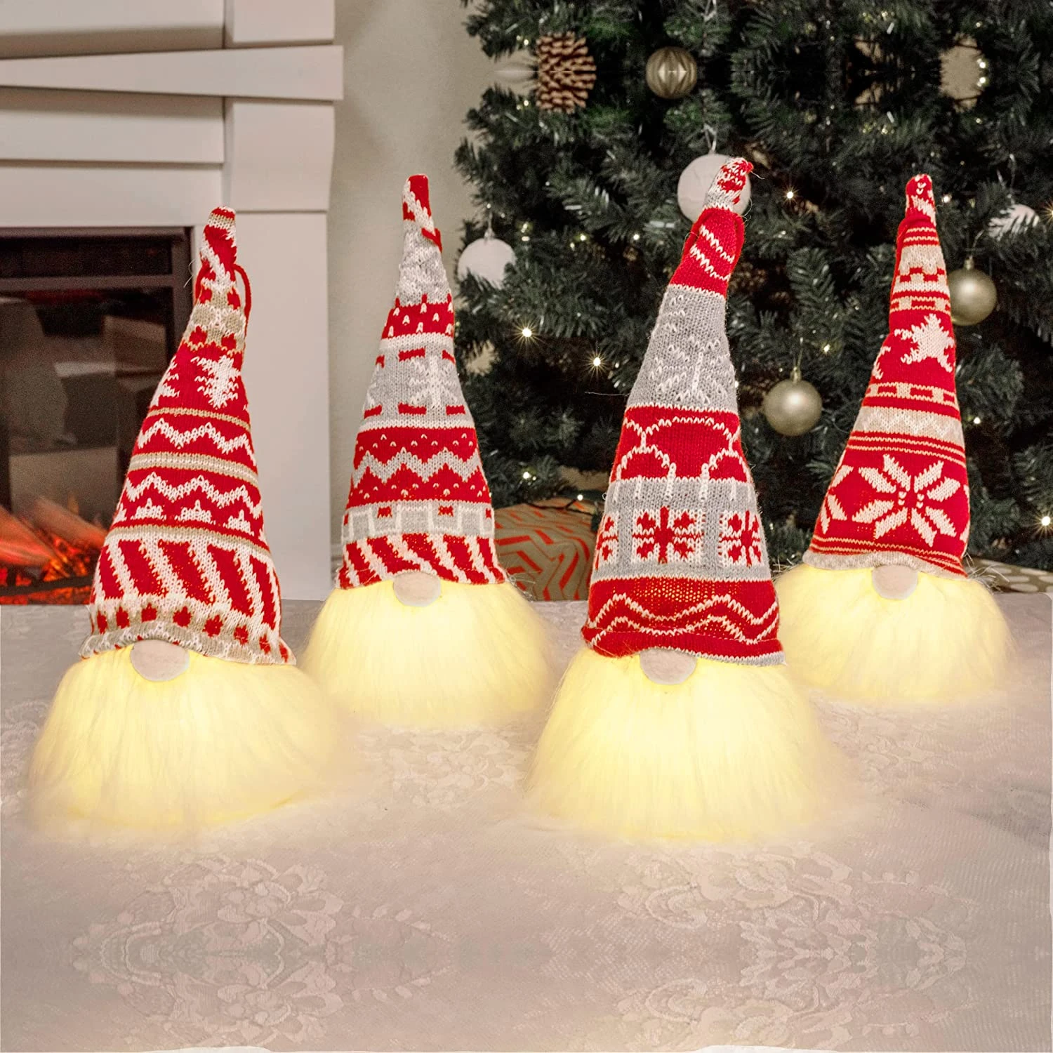 Light-up Christmas Gnome, 4 PCs 3 Light-up Christmas Gnome, 4 PCs