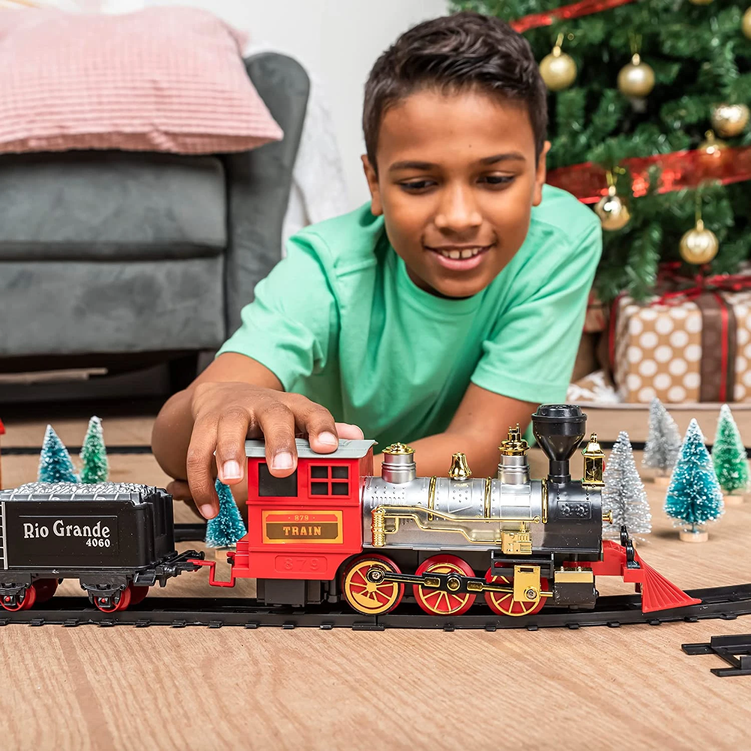 Christmas Electric Train Set With Miniatures(Medium) 10 Christmas Electric Train Set With Miniatures(Medium) - Image 8