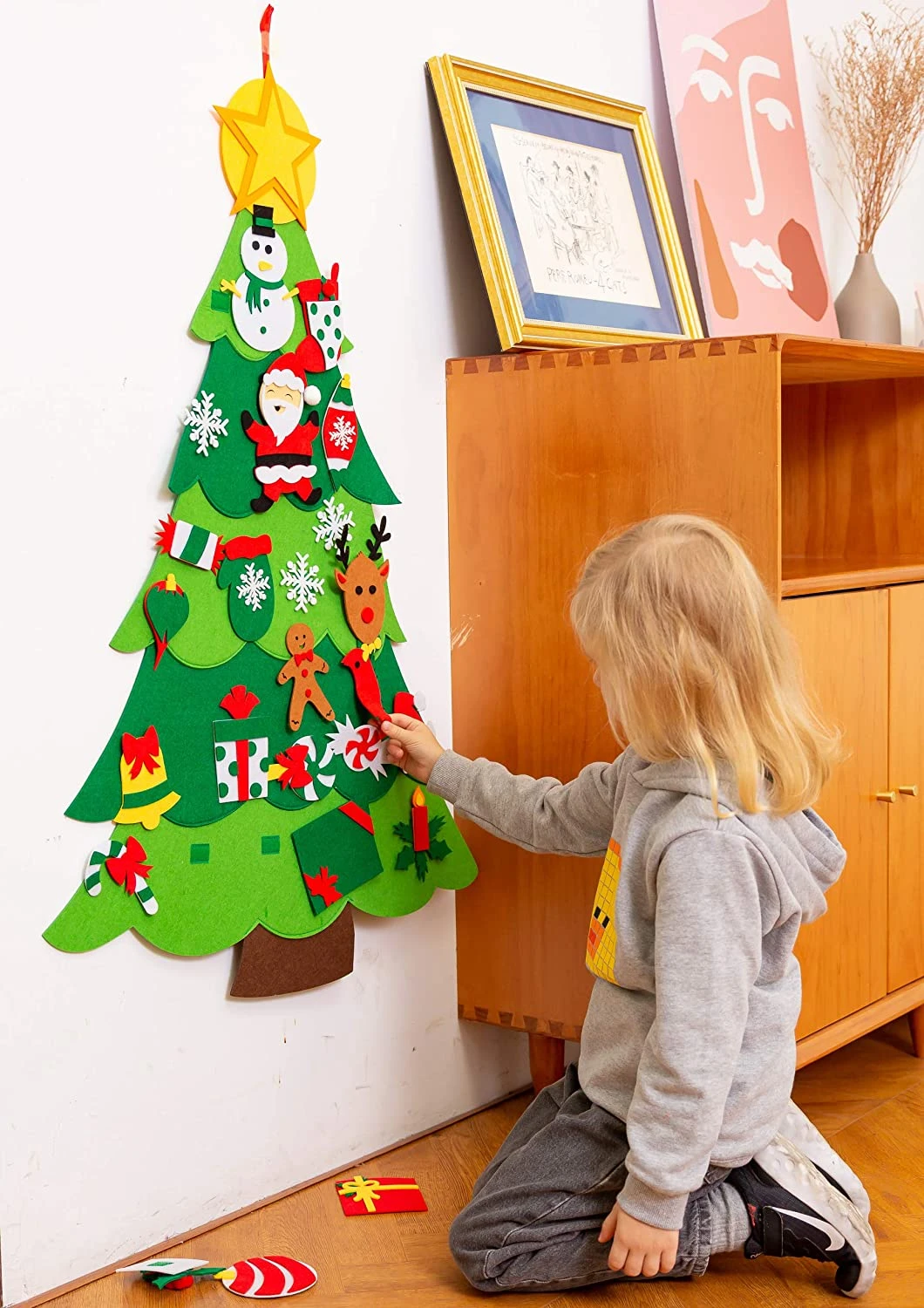 DIY Felt Wall Christmas Tree With 26 Piece Hanging Ornaments 9 DIY Felt Wall Christmas Tree With 26 Piece Hanging Ornaments - Image 7