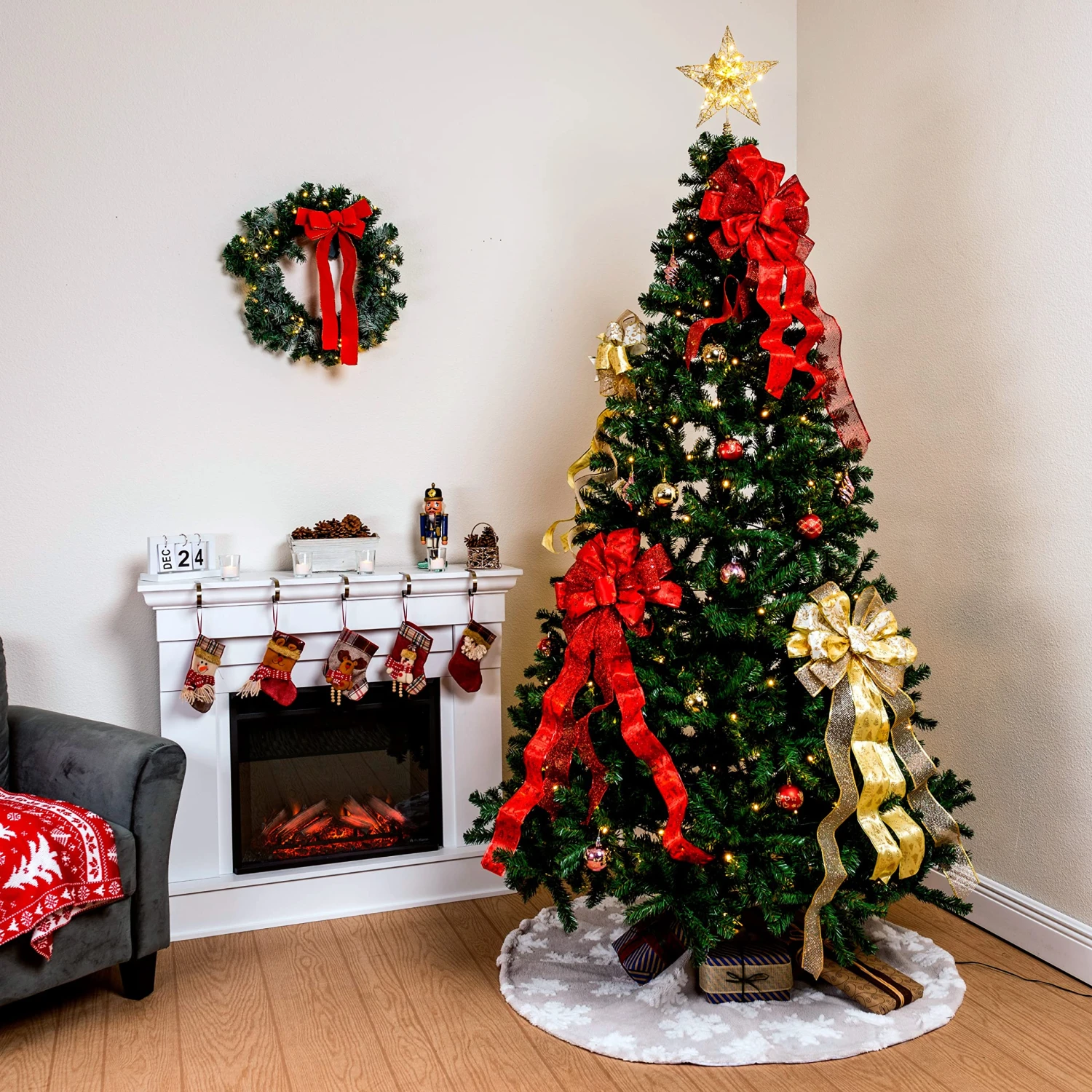 48'' Christmas Jacquard Cashmere Snow Flake Tree Skirt 5 48'' Christmas Jacquard Cashmere Snow Flake Tree Skirt - Image 3