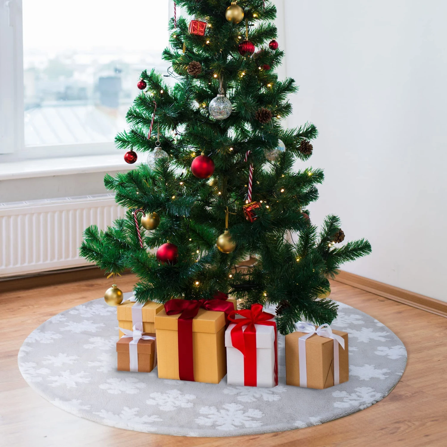 48'' Christmas Jacquard Cashmere Snow Flake Tree Skirt 9 48'' Christmas Jacquard Cashmere Snow Flake Tree Skirt - Image 7